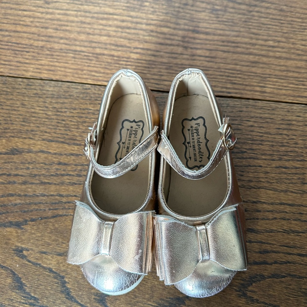 Good Pipperdoodle Bow Shoes